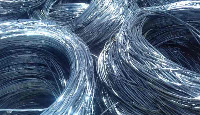 ضبط كميات من معدن الرصاص بـ 5 حاويات بميناء وهران