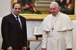 البابا يدعو امام السيسي الى “التعايش السلمي” في مصر