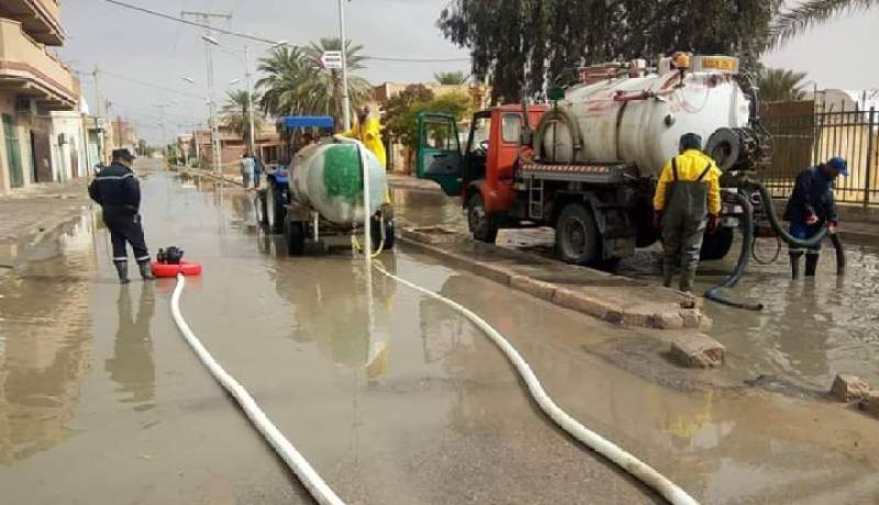تدخل الحماية إثر تسرب مياه الأمطار داخل بعض المنازل بالوادي