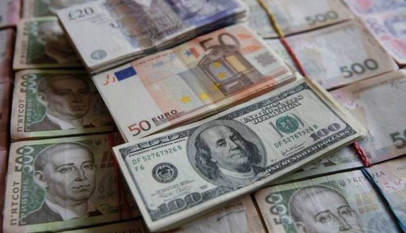 شرطة الحدود تحبط محاولة تهريب أزيد 21 ألف أورو و2100 دولار بمطار هواري بومدين