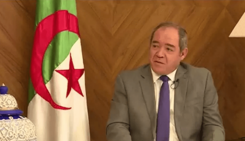 بوقادوم: الجزائر ترفض توريد السلاح إلى ليبيا