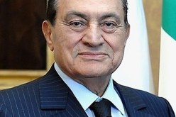 ظهور شبيه حسني‮ ‬مبارك‮ ‬يتسبب في‮ ‬فوضى بمصر الجديدة‮  ‬