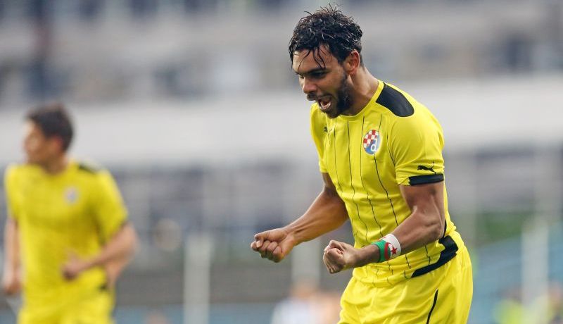 سوداني في طريقه لبطل أوروبا السابق !!