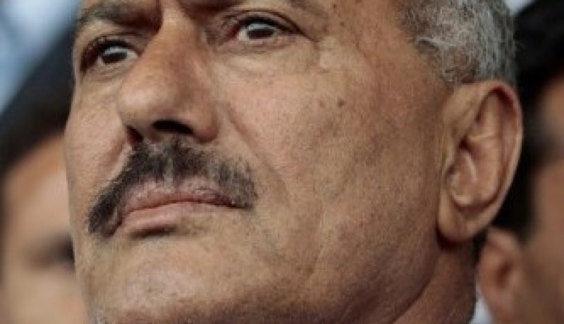 مسؤول يمني يؤكد بقاء صالح في البلاد وممارسة نشاطه السياسي كرئيس حزب