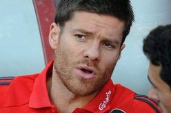 تشافي يؤكد أنه لم يتعمد لمس الكرة امام بيتيس