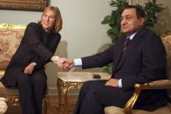 مصر تعرقل الجسر الجوي الجزائري المخصص لمساعدة الفلسطينيين