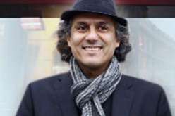 رشيد نكاز يودع ملف ترشحه لدي المجلس الدستوري