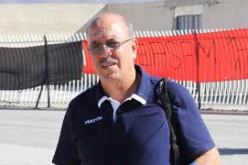 عبد القادر يعيش يرفض تسريح اللاعب بن عياد