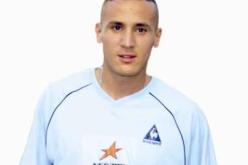 يبدة يغادر بعد مشاهدة العلم المصري