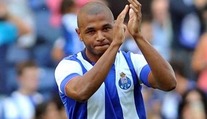 بورتو يطالب بأكثر من 20 مليون أورو للتخلي عن براهيمي