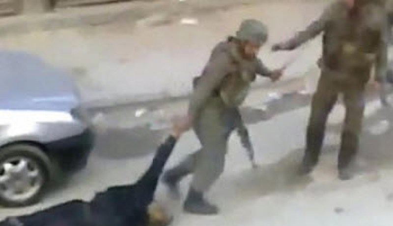 إعدام فلسطينيين بمخيم اليرموك وتعليق جثتيهما على الأشجار