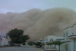 موجة غبار كثيف مع انخفاض مفاجئ لدرجات الحرارة في اليمن