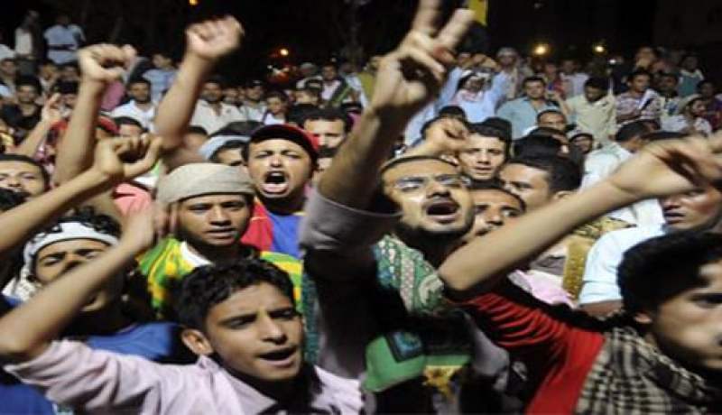 المحتجون في اليمن يتأهبون لصراع طويل بعد كلمة صالح المحبطة