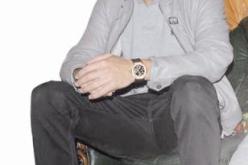 يبـدة في ضيافة مدرب إسرائيل ويؤكد افتخاره بجنسيته الفرنسية