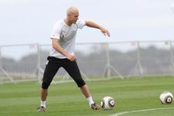 يـبـــــدة أمـريــــكا والـــــــــــوا بـإسـتـثـنـاء أنــهـا تـمـلـك 11 لاعــــبــــــا