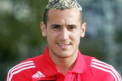 الجزائري حسان يبدة ينتقل رسميا إلى نابولي على سبيل الإعارة