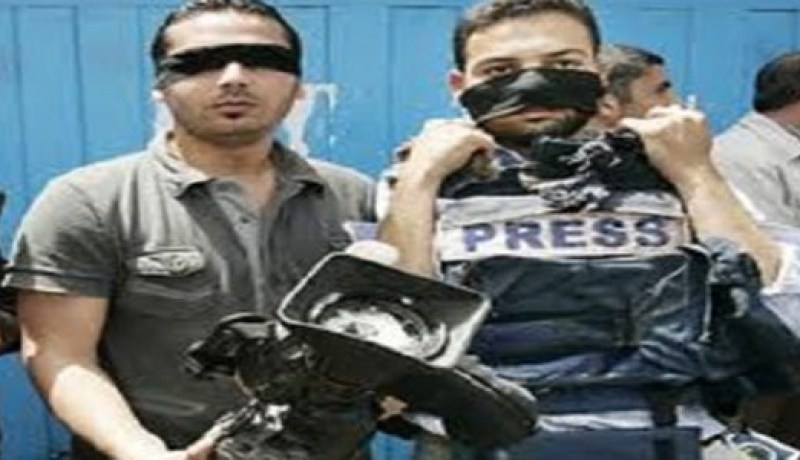 إعتقال صحفيين بريطانيين في ليبيا