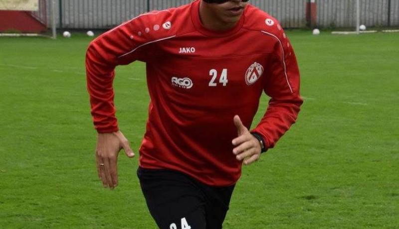 مدرب كورتري يُجهّز عطال لأول ظهور له في بلجيكا