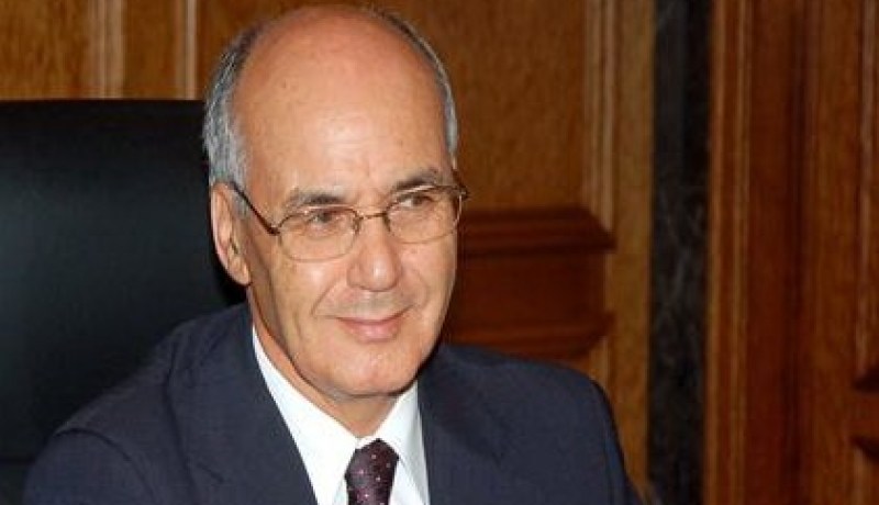 يوسفي يقيم حصيلة خليل