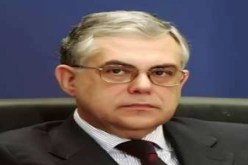 رئيس الوزراء اليوناني يجري اتصالات حاسمة حول أزمة ديون بلاده