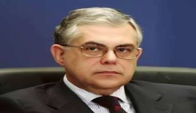 رئيس الوزراء اليوناني يجري اتصالات حاسمة حول أزمة ديون بلاده