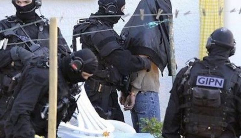 اعتقال سوري بحوزته 95 ألف رصاصة في اليونان