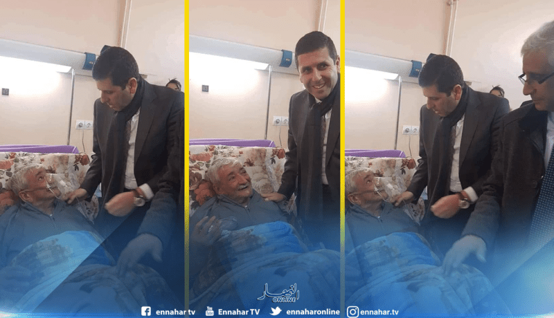 بالصور ..واليا وهران وسيدي بلعباس يزوران الفنان حزيم في المستشفى