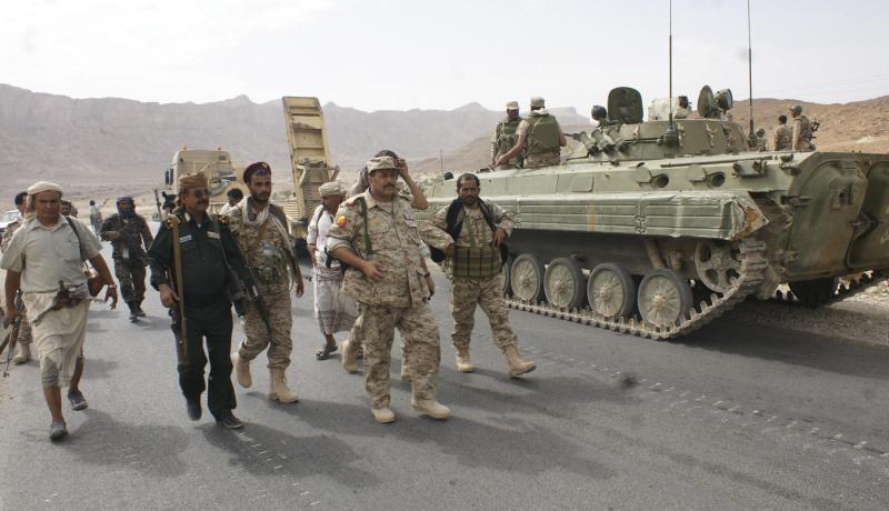 الجيش اليمني يسيطر على معسكر للدفاع الجوي في محافظة تعز