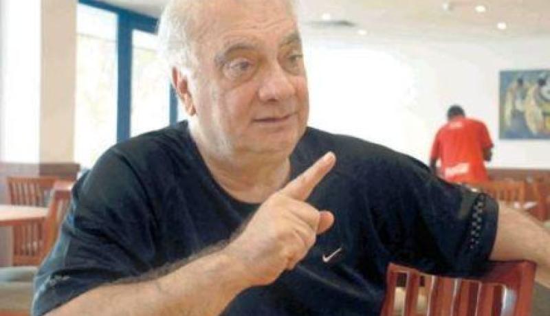 ''أنـــــــــــا مع مبــــــــارك… ولا نفكــــــر في المجـــــيء إلــــــى الجـــــزائــــــــــر''