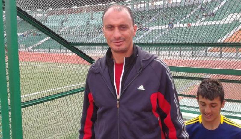 إتحاد بسكرة يقيل مدربه منير زغدود