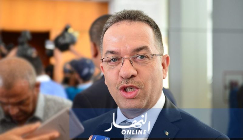 زمالي يفتتح الصالون الولائي للتشغيل بباتنة