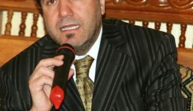 الزاوي يستعمر الفرنسية