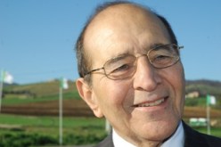 الوالي يرفض الانحراف عند نافذته