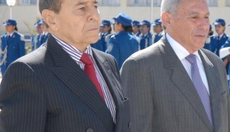 العقيد علي تونسي يقدم استقالته لرئيس الجمهورية