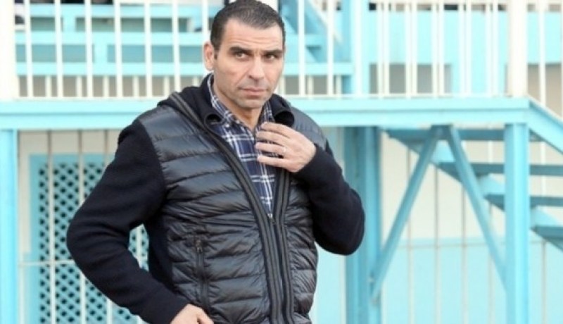 أحمد أحمد يدعم زطشي بـ750 مليون سنتيم لتكوين الشباب الجزائري