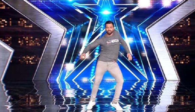بالفيديو.. راقص جزائري مبدع يبهر الجميع في “arabs got talent”