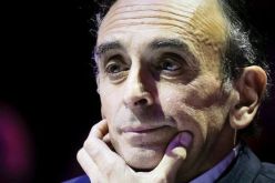 بسبب تصريحاته ضد المسلمين.. القضاء الفرنسي يغرم كاتبا 10 آلاف أورو