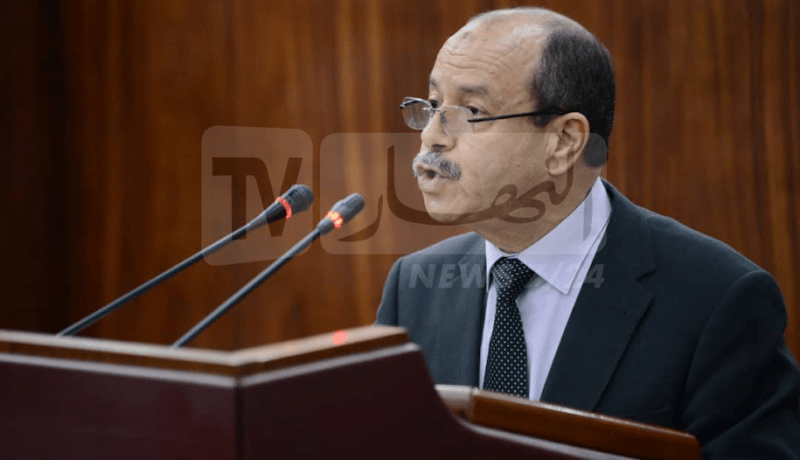 معاقبة كل شخص يسلم نسخة من بطاقة الناخب