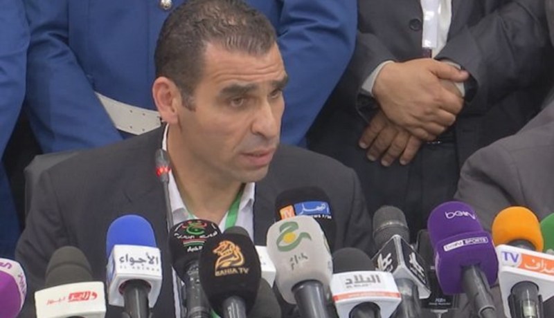 “زطشي”: “أعتذر للجزائريين ولدينا منتخب مستقبلي”