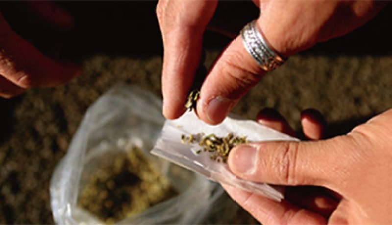 عشر ‮ ‬سنوات سجنا لجامعي‮ ‬وصديقه بجنحة ترويج المخدرات في‮ ‬سطيف