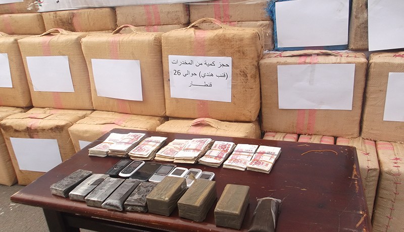 درك مغنية يحجز قنطارين من الكيف على متن سيارة يطاردها الأنتربول في تلمسان