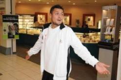 المدرب الجديد لفولفسبورغ يسير على خطى سابقه ويهمش زياني