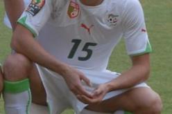 زياني‮: “‬المعنويات مرتفعة ولا بديل لنا عن الفوز أمام أنغولا‮” ‬