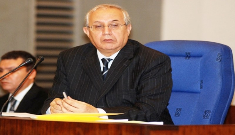 السيد زياري يستقبل سفيرة كندا بالجزائر