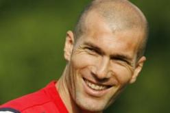 ''زيزو'' يتبرع بأجهزة رياضية وأموال لسكان قرية أيت عمارة في بجاية