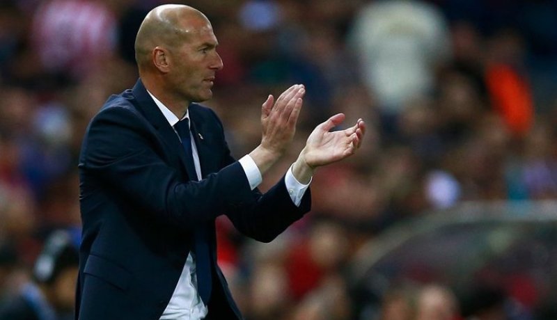زيدان أبرز المرشحين لجائزة أفضل مدرب 2017