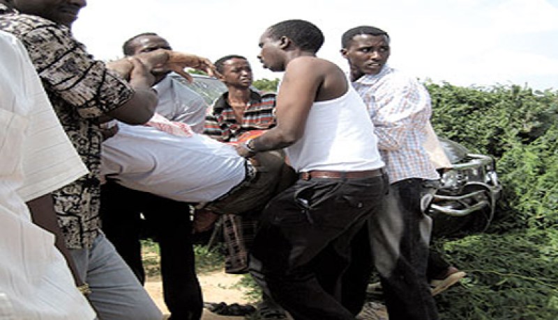 مقتل4 صوماليين في هجوم مسلح على موكب لإعلاميين