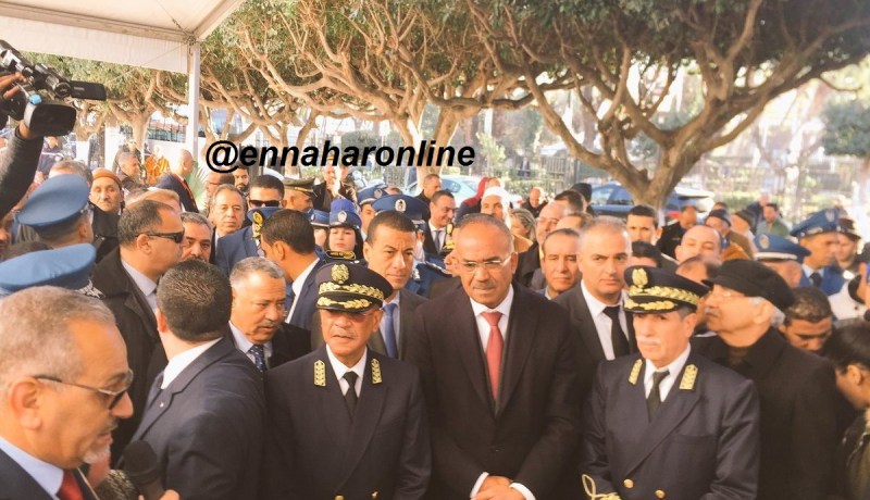 سكان براقي يحاصرون زوخ وبدوي.. «من وقت الإرهاب مسؤول ما جانا»