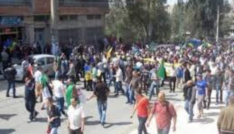 مسيرة بعزازقة للمطالبة ب”الحقيقة” حول خلفيات النزاع الذي يهز المجلس الشعبي البلدي