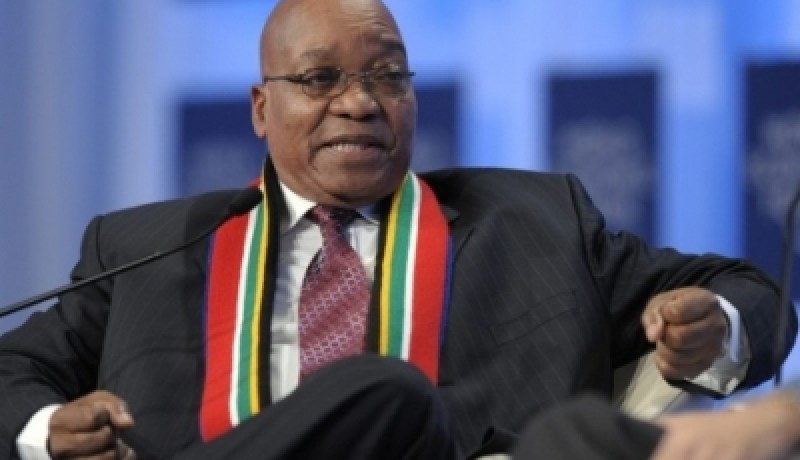 الرئيس زوما يعتقل البشير!